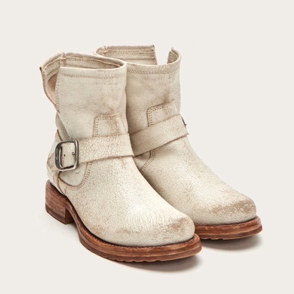 NWB FRYE Leather Boots